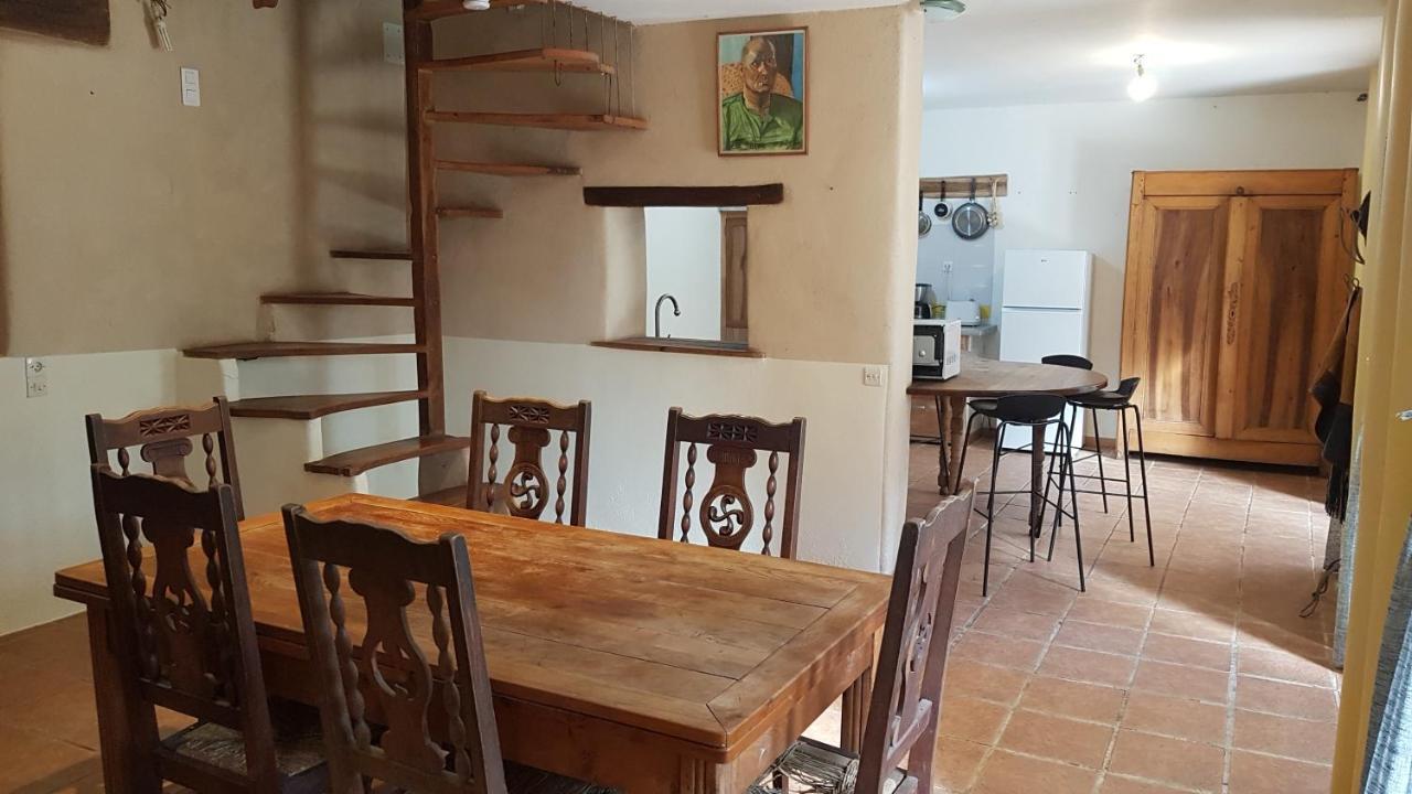Maison Isolee Dans Les Vignes Et Les Bois Valady Exterior photo